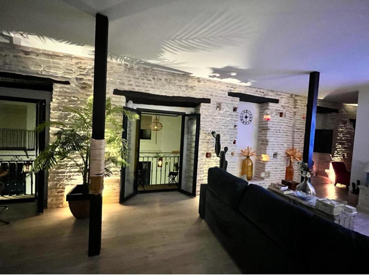 Casa Duque Compartida Familiar 1-Habitacion Con Bano Propio Seville Exterior photo